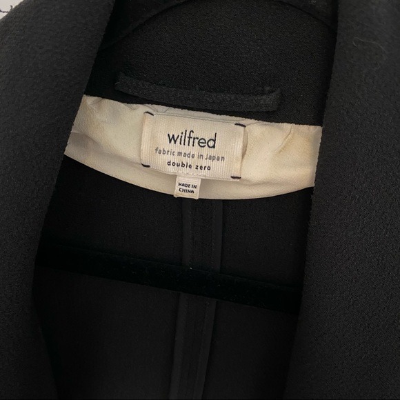 Aritzia Wilfred blazer (00) - Picture 3 of 4